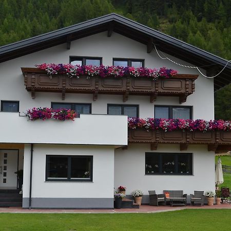 ニーダートハイHaus Daheimアパートメント エクステリア 写真